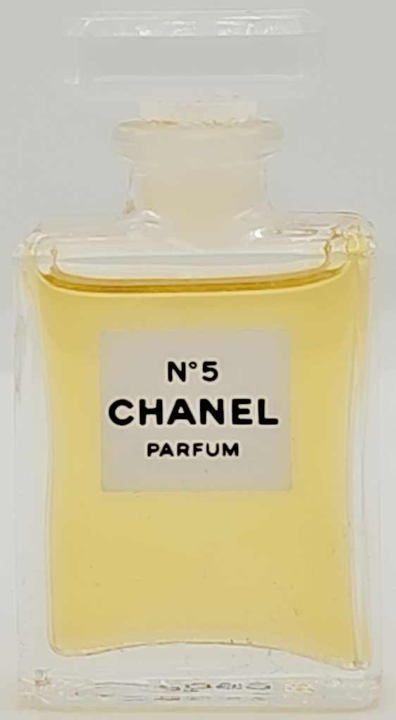 Chanel Mini Parfum Set – 5 Iconic Fragrances in Collector Bottles